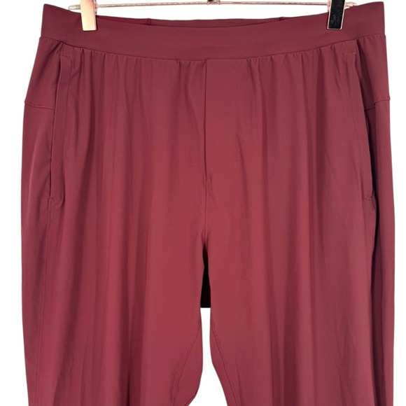 Lululemon Men's Surge Jogger Red Merlot Size Large Activewear Training Running - Picture 8 of 15
